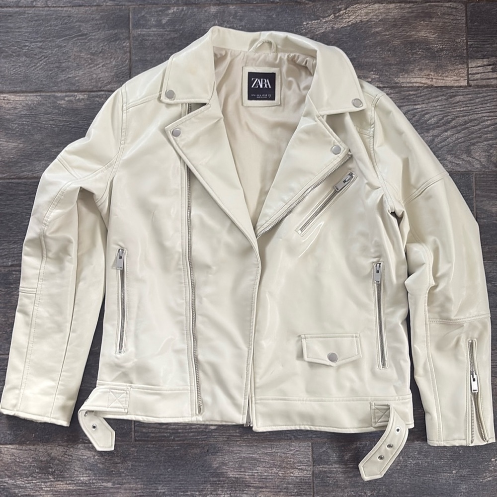 White Zara Genuine Leather Jacket 9/10 Condition